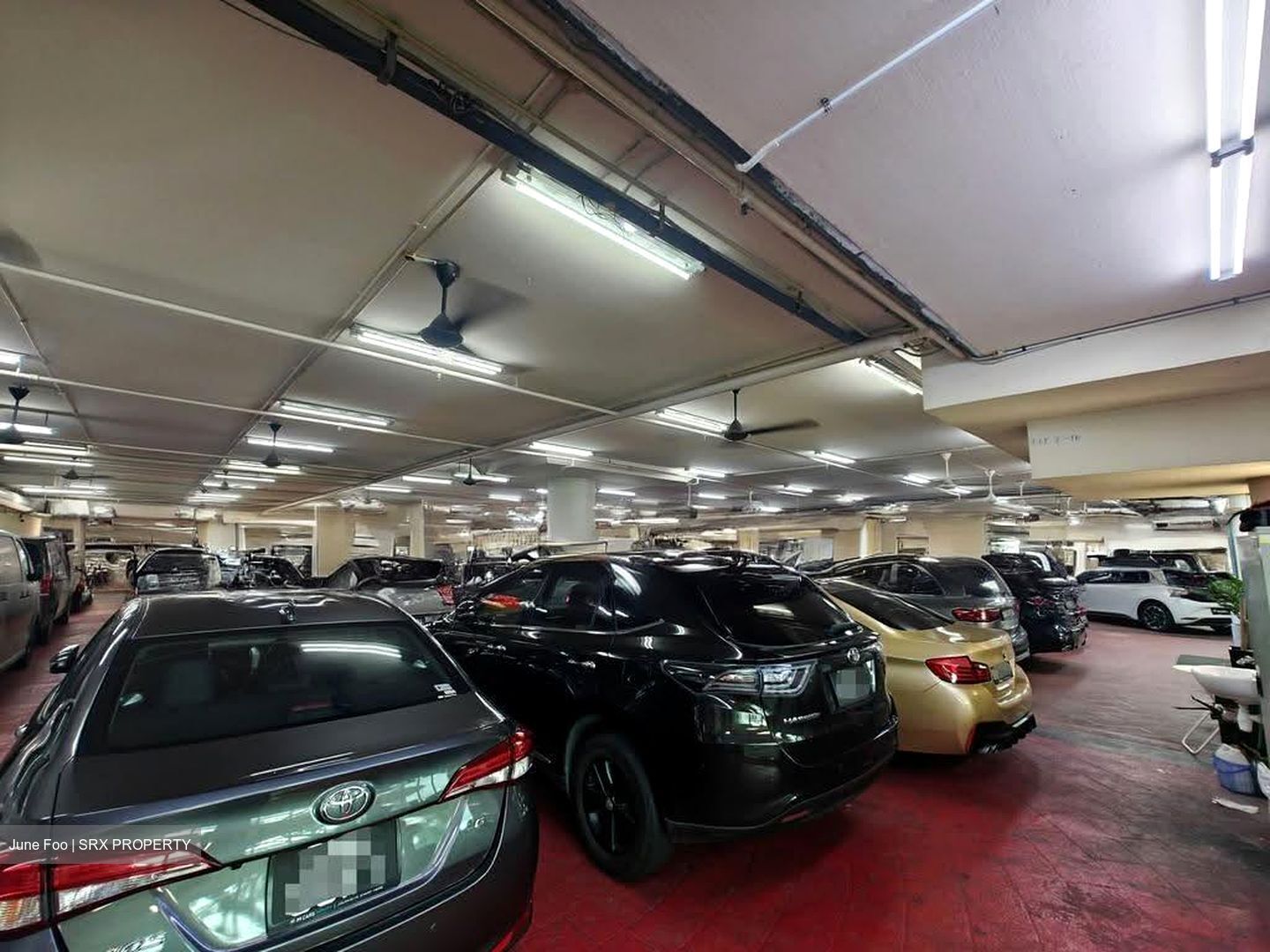 Automobile Megamart (D14), Factory #638502751